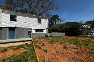 House in Mableton - 1099 (B)