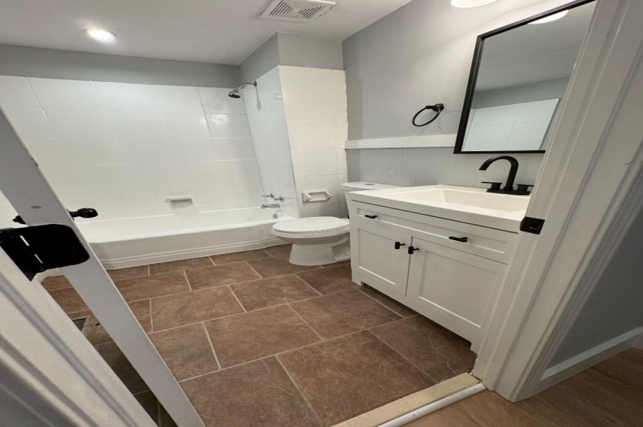 House in Marietta - 2071-11